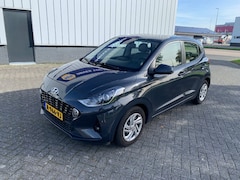 Hyundai i10 - 1.0 Premium l Camera l Automatische Airco l Parkeersensoren l Navigatie l Elektr. Pakket l