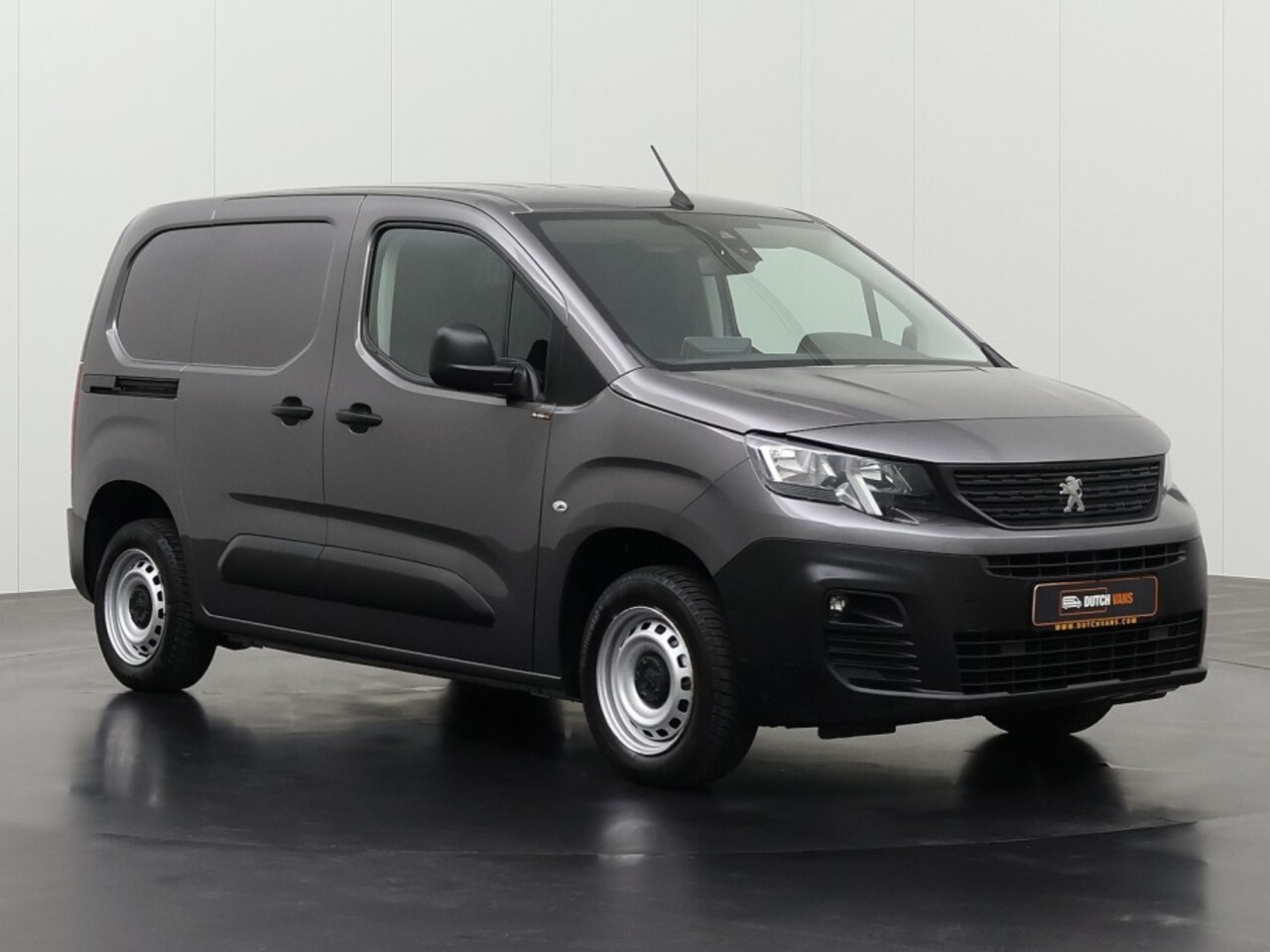 Peugeot Partner - 1.5HDi | 3-Persoons | Navigatie | Multimedia | Airco | Cruise - AutoWereld.nl