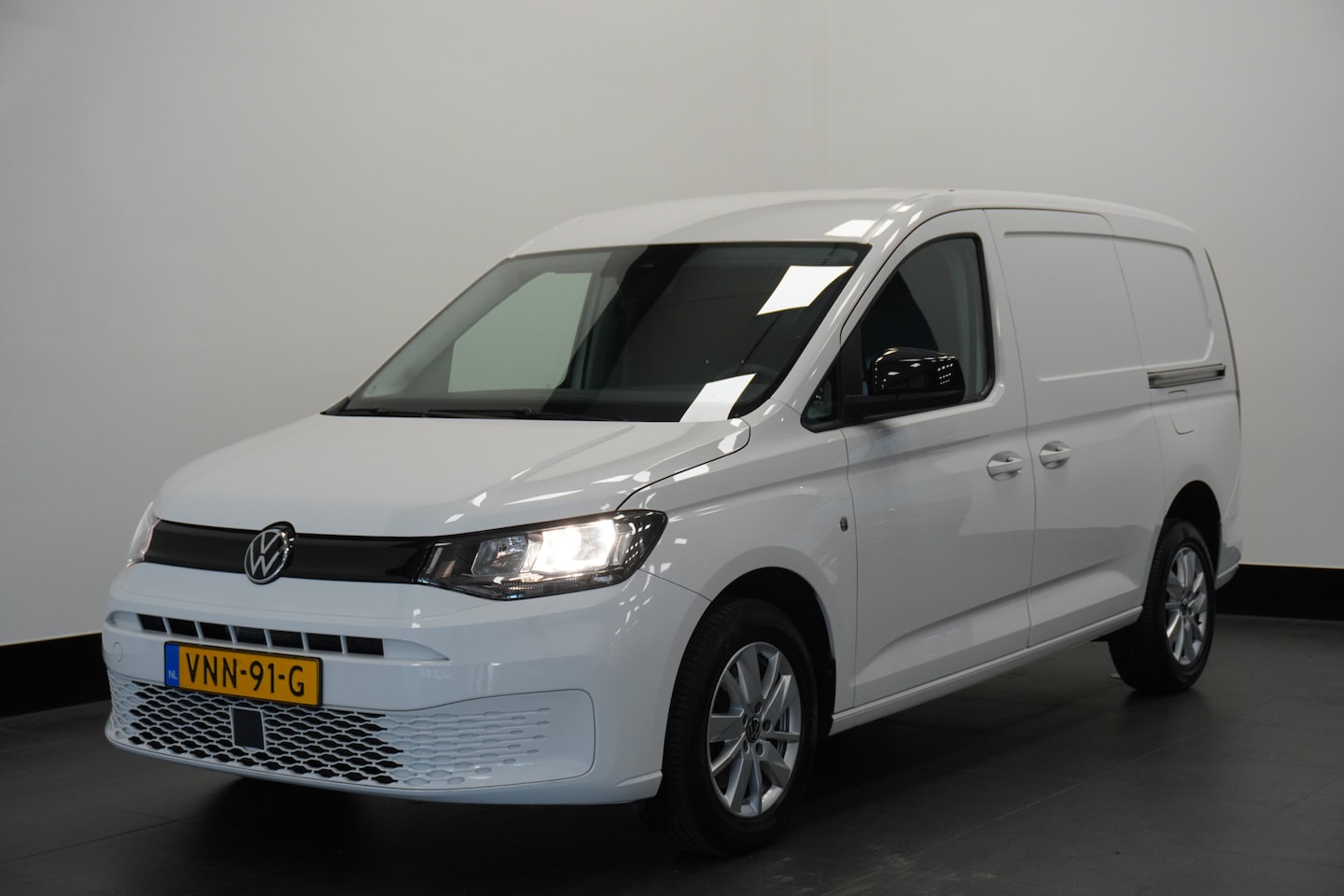 Volkswagen Caddy Cargo Maxi - 2.0 TDI 122PK 2x Schuifdeur EURO 6 - Airco - Navi - Cruise - €12.950,- Excl. - AutoWereld.nl