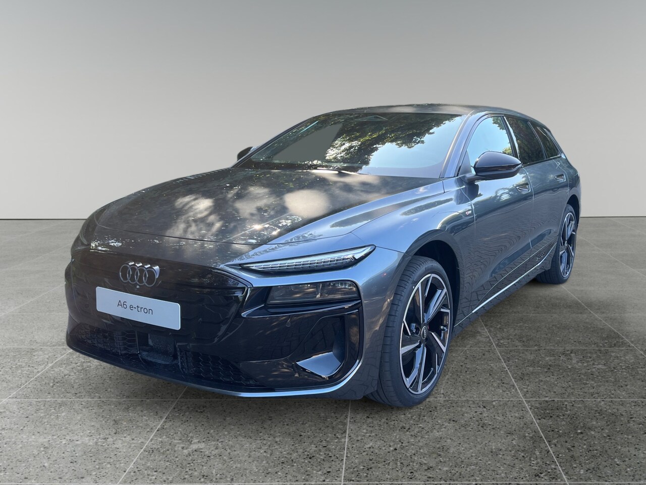 Audi A6 Avant e-tron - S edition 83 kWh 286pk | 21" LM velgen | Optiek zwart | Trekhaak - AutoWereld.nl