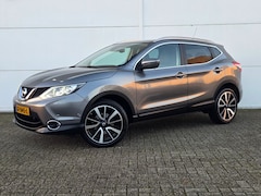 Nissan Qashqai - 1.6 Tekna Cruise control / Panoramadak / Keyless entry/start /