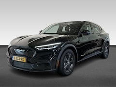 Ford Mustang Mach-E - RWD 75 kWh | Achteruitrijcamera | Armsteun achter | Audio installatie
