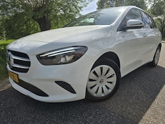 Mercedes-Benz B-klasse - 200d/AUTOMAAT/2022/DEALER ONDERHOUDEN