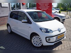 Volkswagen Up! - 1.0 high up BlueMotion / Bluetooth / Navi