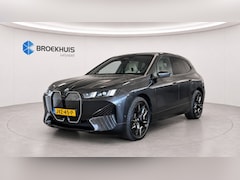 BMW iX - xDRIVE45 101KWH / LEDER / FULL-LED / SKY LOUNGE / SOFT-CLOSE / 22" LMV / ELEKTR. TREKHAAK
