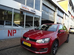 Volkswagen Golf - 1.2 TSI Highline