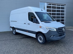 Mercedes-Benz Sprinter - 317 CDI L2H2 Aut. LED/ 270Gr.Deuren/ Stoelverw./ Gev.Stoel/ Navi/ Airco/ Camera/ Cruise/ P