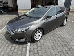 Ford Focus - 1.0 Titanium Motorrevisie