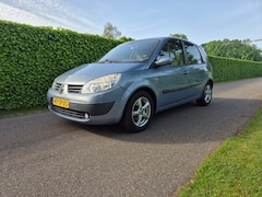 Renault Scénic - 2.0-16V Dynamique Comfort