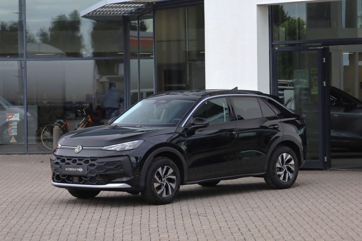 Volkswagen T-Roc - 1.5 eTsi Limited Edition 116PK / 85kW Achteruitrijcamera, verwarmbare voorstoelen + stuurw - AutoWereld.nl