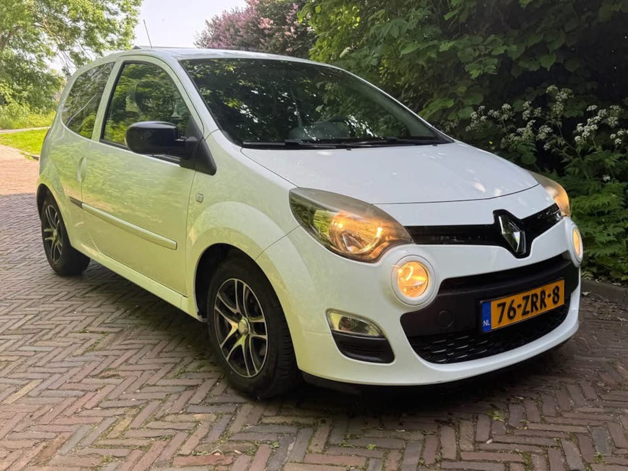 Renault Twingo - 1.2-16V Collection 1.2 16V Collection - AutoWereld.nl