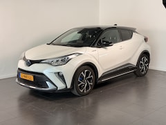 Toyota C-HR - 1.8 Hybrid First Edition | Bi-Tone | Dodehoekdetectie | Apple Carplay |