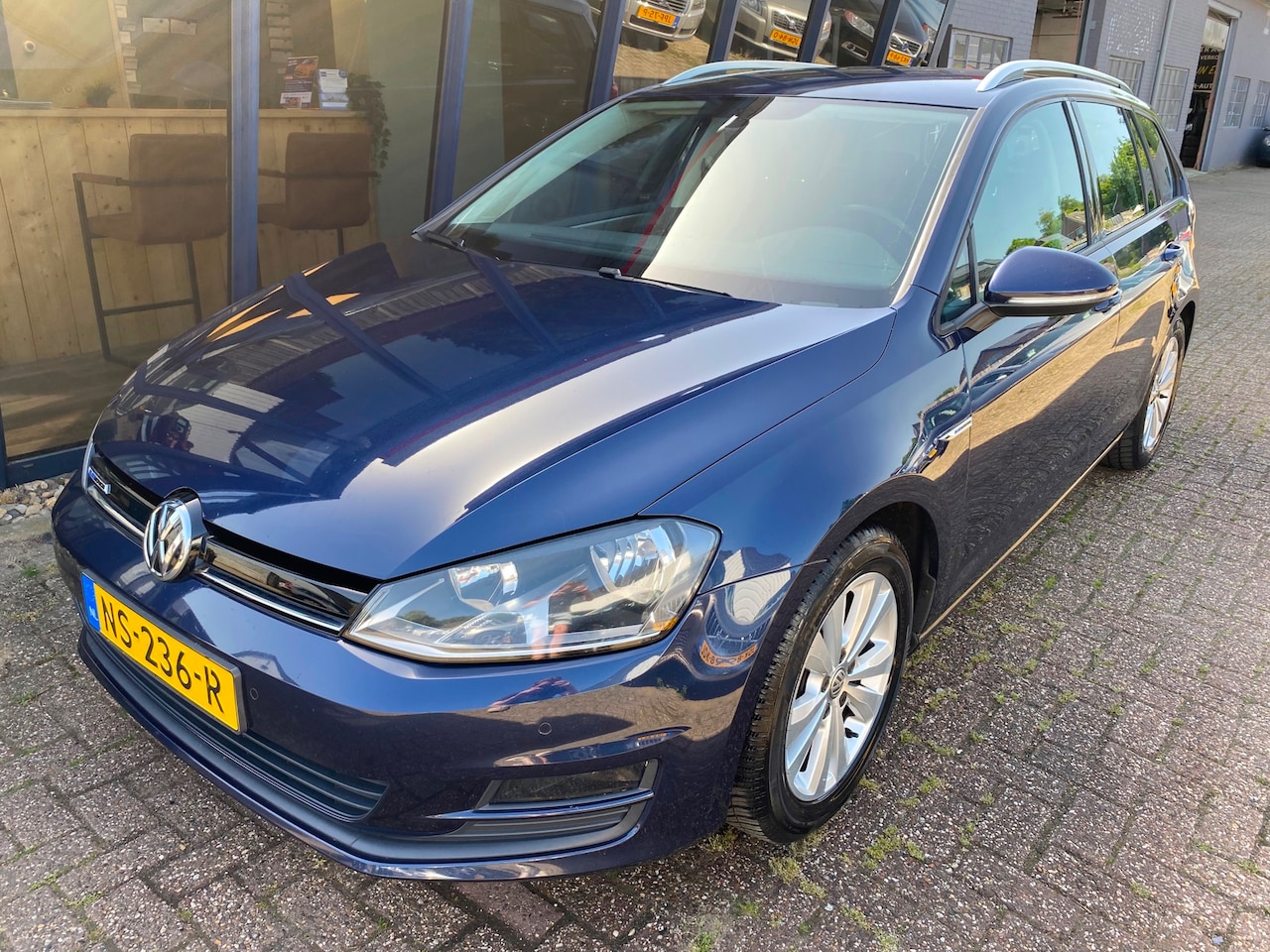 Volkswagen Golf Variant - 1.0 TSI Connected Series NAVI / CAMERA / PDC - AutoWereld.nl