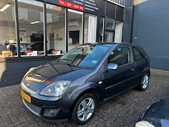 Ford Fiesta - 1.3-8V Futura