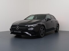 Mercedes-Benz A-klasse - 180 Business Solution AMG | Panoramadak | Widescreen | Sfeerverlichting | Achteruitrijcame