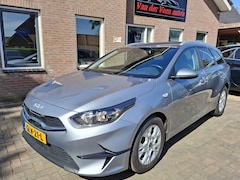 Kia Cee'd Sportswagon - Ceed 1.0 T-GDi Dynamic PlusLine. Dealer onderhouden. O.a. stoel- & stuurverw, Carplay, Cam