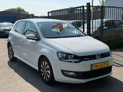 Volkswagen Polo - 1.0 BlueMotion Edition start stop Automaat parkeer sensor 2e eigenaar dealer onderhouden a