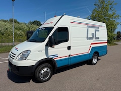 Iveco Daily - 40C15V 330 H3COOL AIRCOELECKTRISH RAAM&SPIEGELBDL LUCHTCRUIS CONTROLE107KW&146PK2 SLEUTELS