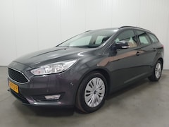 Ford Focus Wagon - 1.0 Lease Edition NAVI/PDC/CRUISE/STOELVERW/TRHAAK
