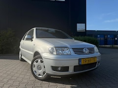 Volkswagen Polo - 1.4-16V Trendline