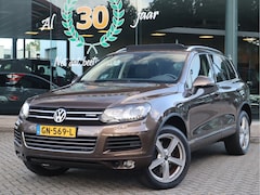 Volkswagen Touareg - 3.0 TSI Hybrid Highline Navi / Luchtvering / Camera /Leder / Pdc / Elekramen / Volledig on