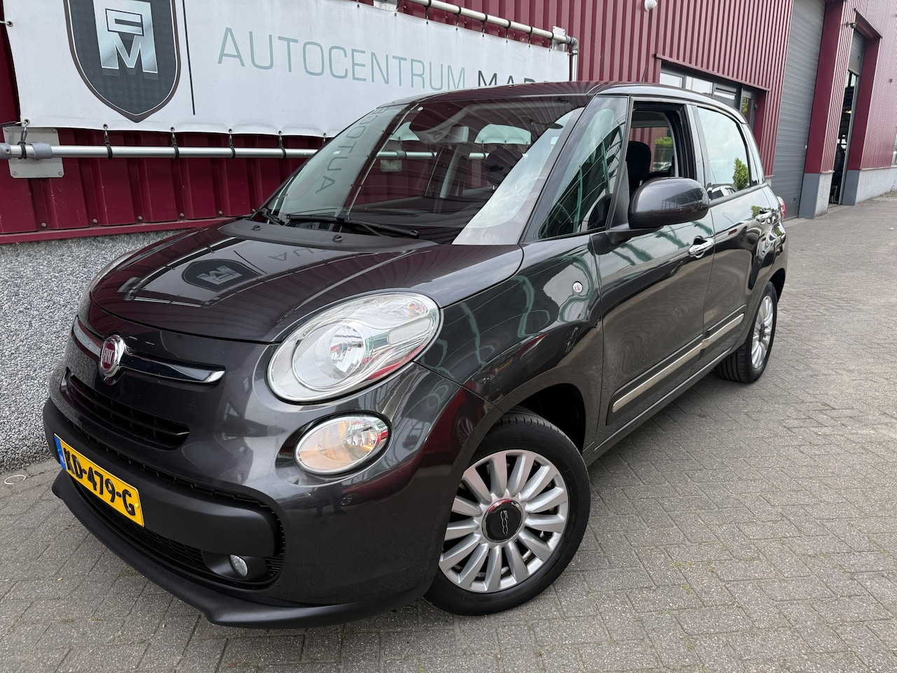 Fiat 500 L - 1.4-T-Jet Lounge // Navi // Pano.dak // 186DKM NAP // - AutoWereld.nl