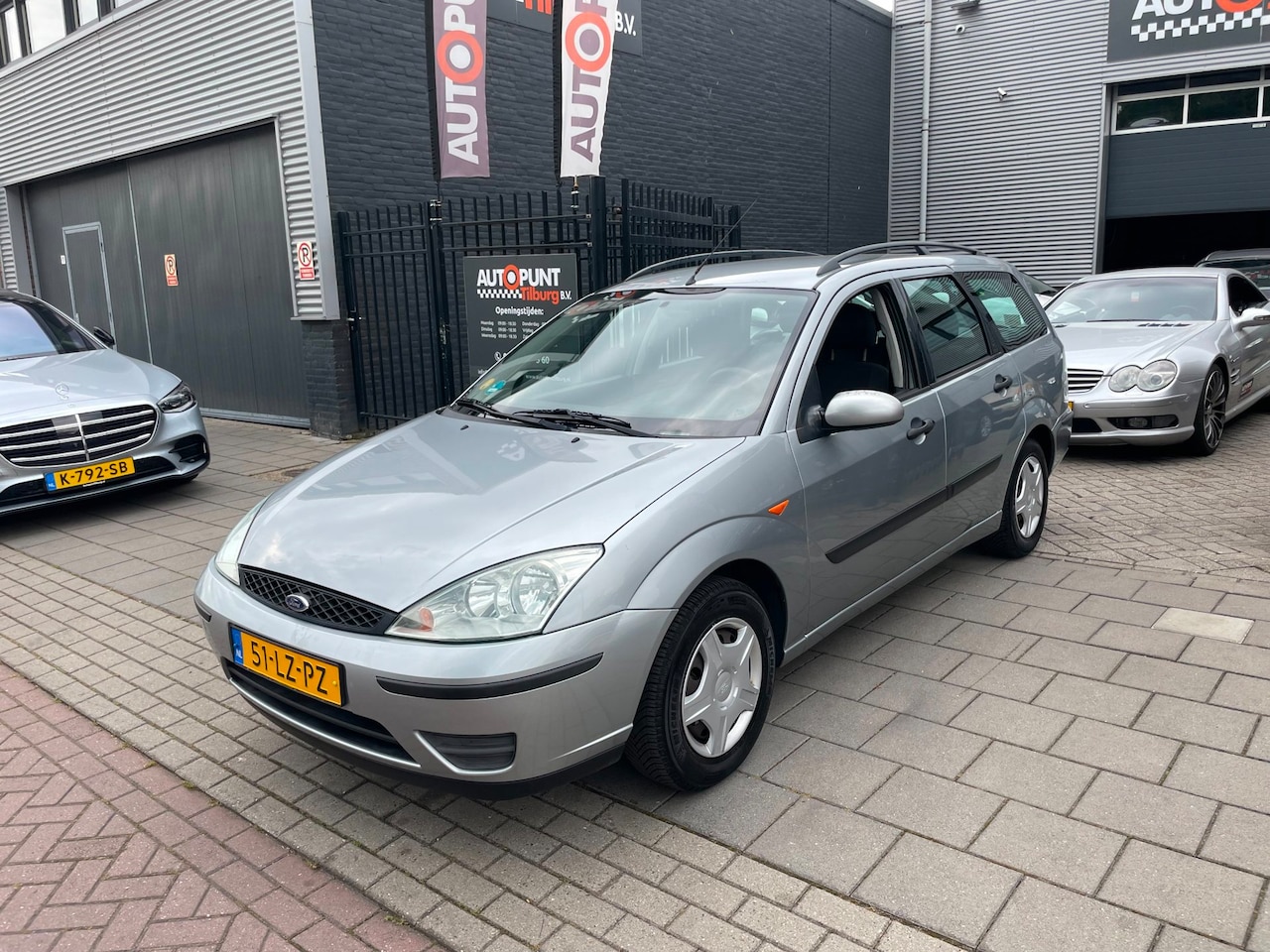 Ford Focus Wagon - 1.6-16V Centennial 2e Eigenaar! Trekhaak Airco NAP APK - AutoWereld.nl