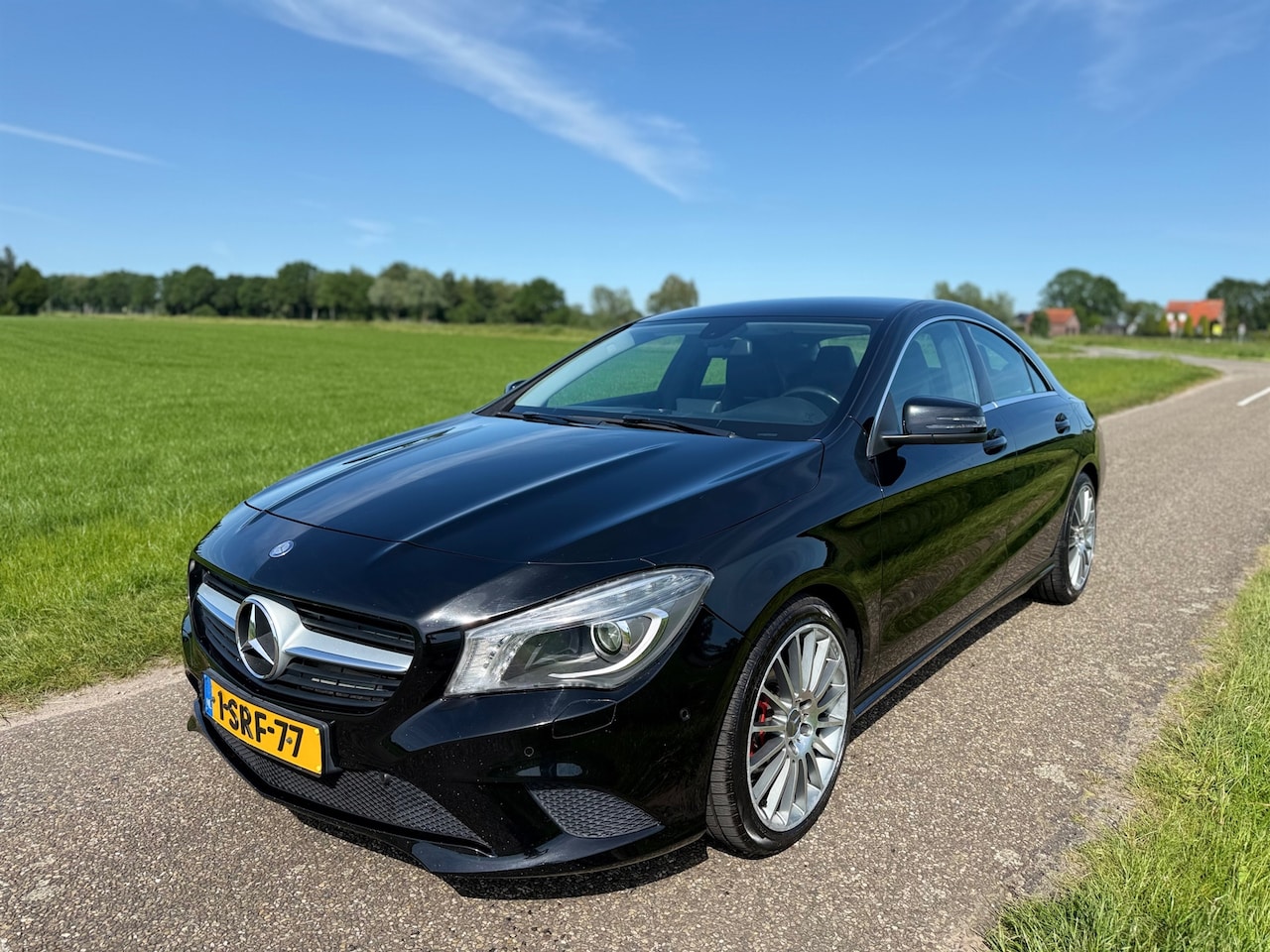 Mercedes-Benz CLA-Klasse - 180 BlueEFF. Edition leder xenon NAP - AutoWereld.nl