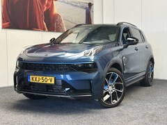 Lynk & Co 01 - 1.5 6.6kW MY 2023 ZWARTE HEMEL 360 CAMERA ADAPTIVE CRUISE CONTROL PANORAMA SCHUIF/KANTELDA