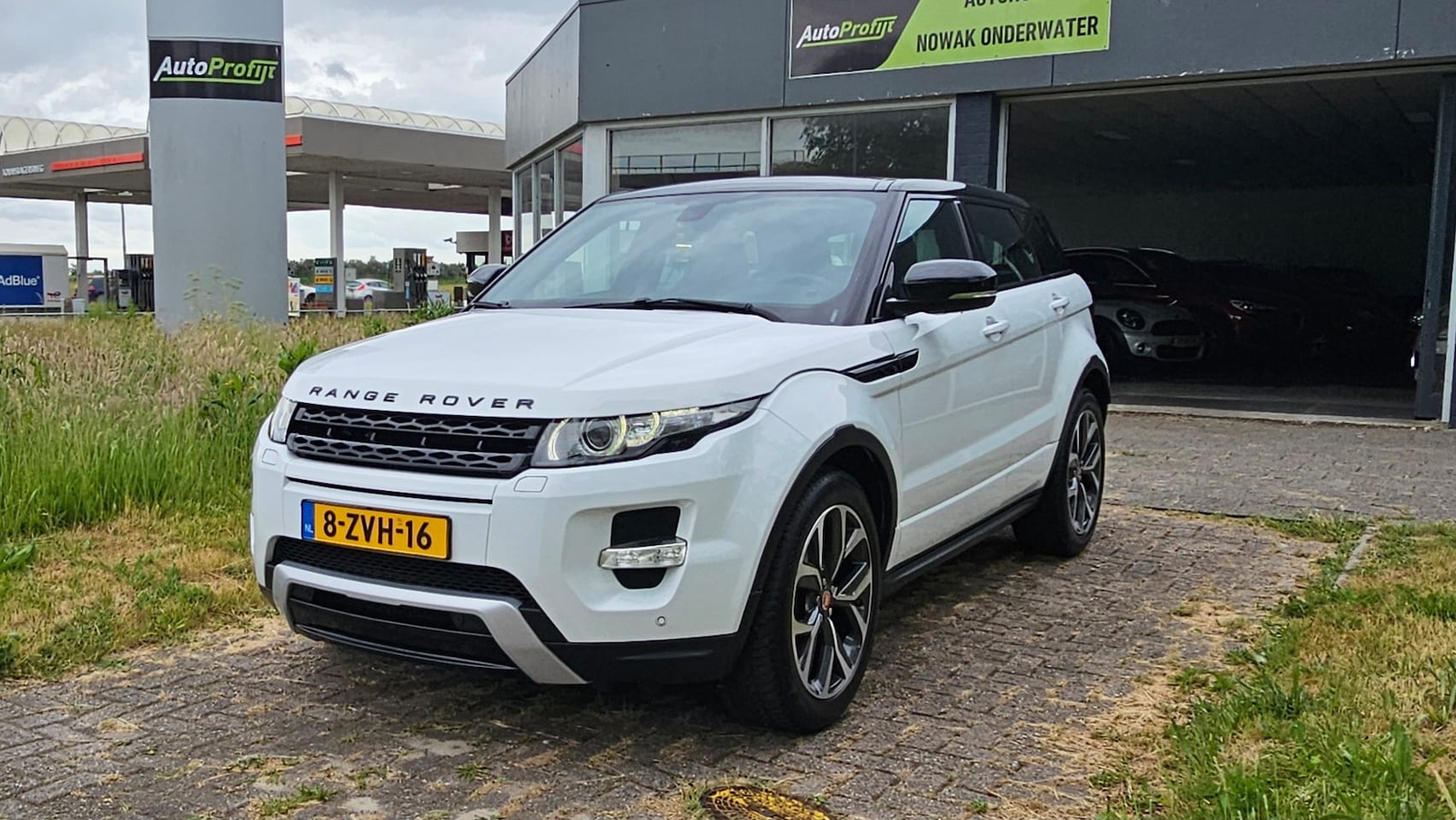 Land Rover Range Rover Evoque - 2.0 Si 4WD Prestige 2.0 Si 4WD Prestige - AutoWereld.nl