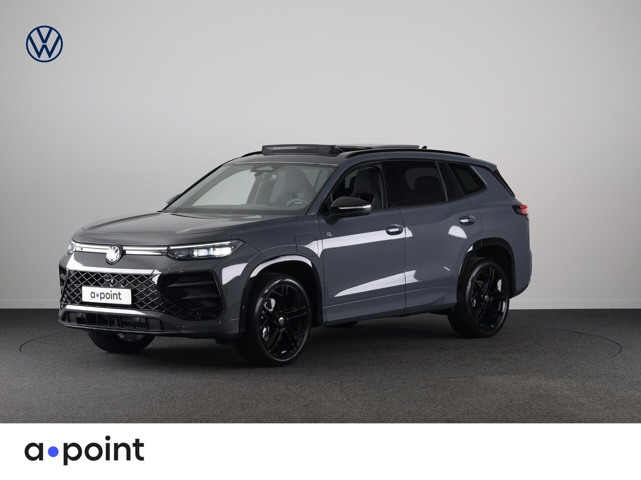 Volkswagen Tayron - R-Line Edition 1.5 eHybrid 150 kW / 204 PK SUV 6 v Panoramadak | Trekhaak | 360 camera - AutoWereld.nl