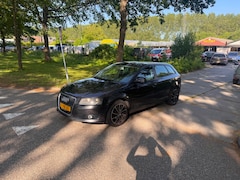 Audi A3 Sportback - 1.4 TFSI Ambiente Clima.Navi