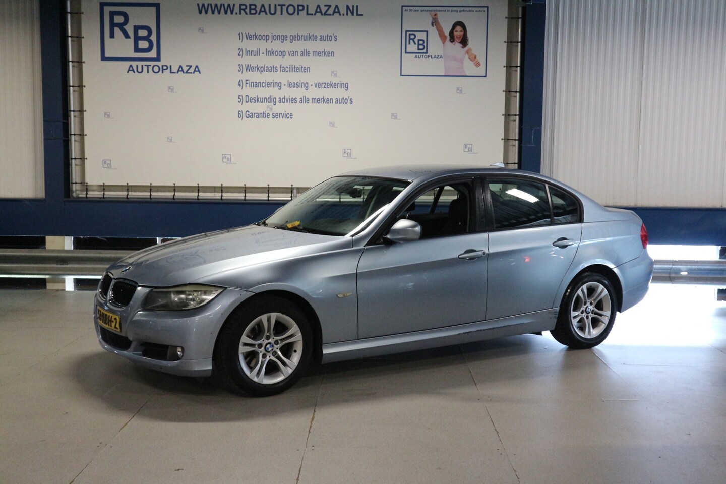 BMW 3-serie - 320i AUTOMAAT / NAP KM STAND / FACELIFT / TOP DEAL ! - AutoWereld.nl
