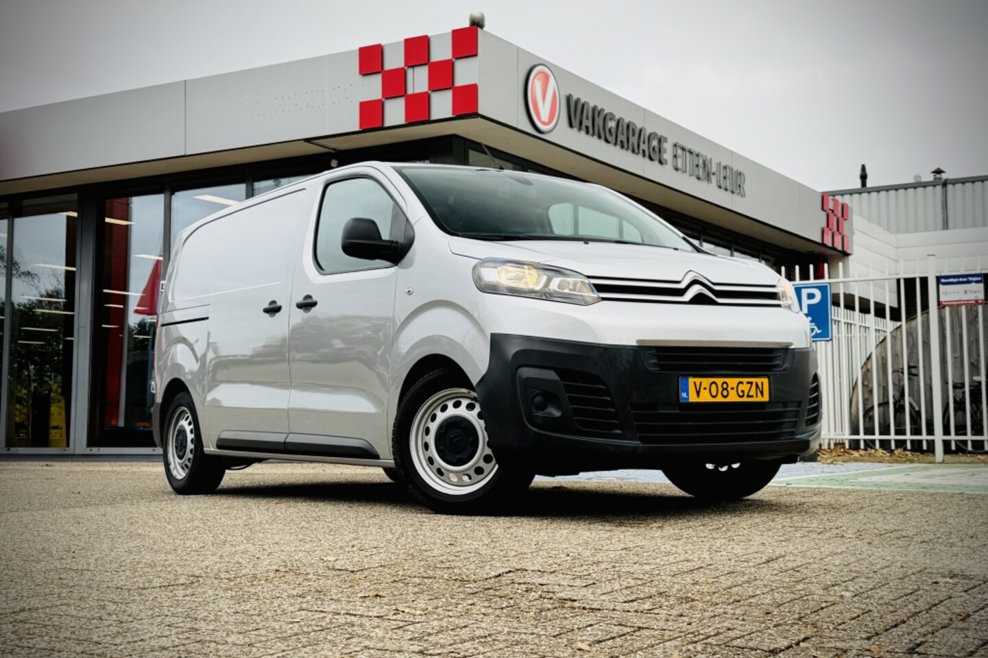 Citroën Jumpy - 1.6 BlueHDI Euro 6 L2 MARGE | PDC | CARPLAY | CRUISE | CLIMA - AutoWereld.nl