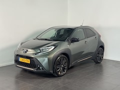 Toyota Aygo X - 1.0 VVT-i MT Premium | Stoelverwarming | JBL Audio | Parkeersensoren voor/achter |