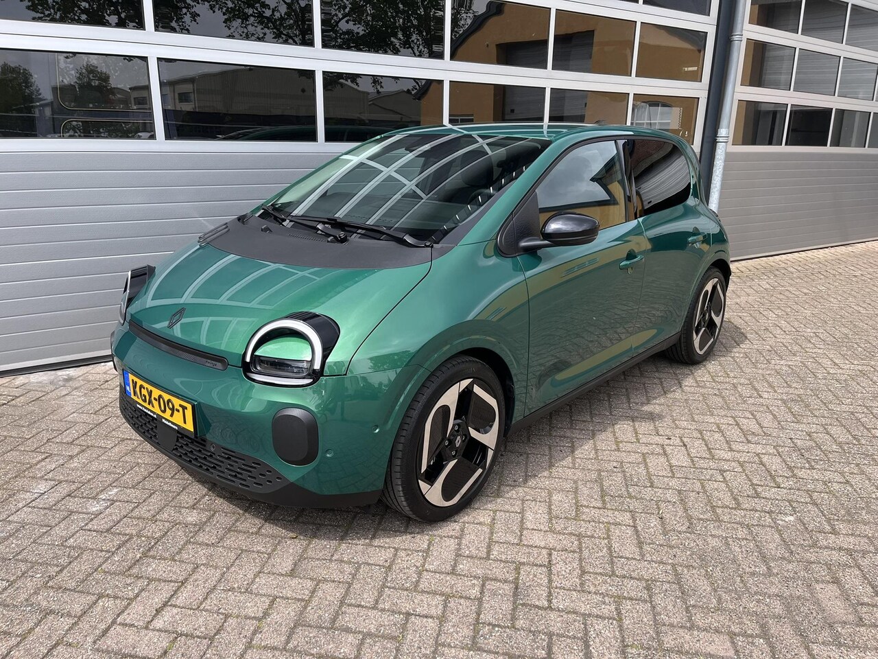 Renault Twingo - urban range techno 27.5 kWh urban range techno 27.5 kWh - AutoWereld.nl