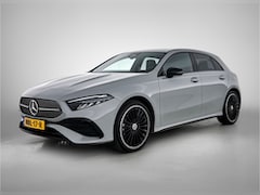 Mercedes-Benz A-klasse - 250 e AMG Nightpakket Plug-In Hybride | Sfeerverlichting | DAB | Parkeerpakket met camera