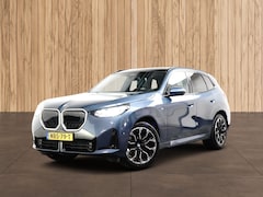 BMW X3 - 30e xDrive M-Sport | Harman & Kardon | Head-up | 360 Camera | Panoramadak | Stoelverwarmin
