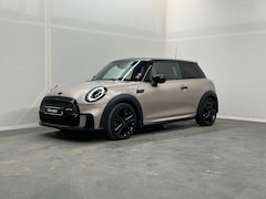 MINI 3-Deurs - 1.5 Cooper John Cooper Works Comfort Pack | Adaptief Onderstel |