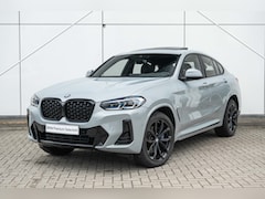 BMW X4 - xDrive30i High Executive M Sport Automaat / Panoramadak / Laserlight / Achteruitrijcamera