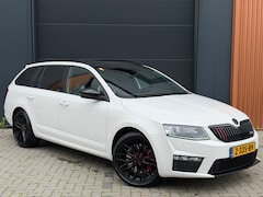 Skoda Octavia - 2.0 TSI RS | CarPlay | Stoelverwarming | Climate Control | Cruise Control | Smetteloze Sta