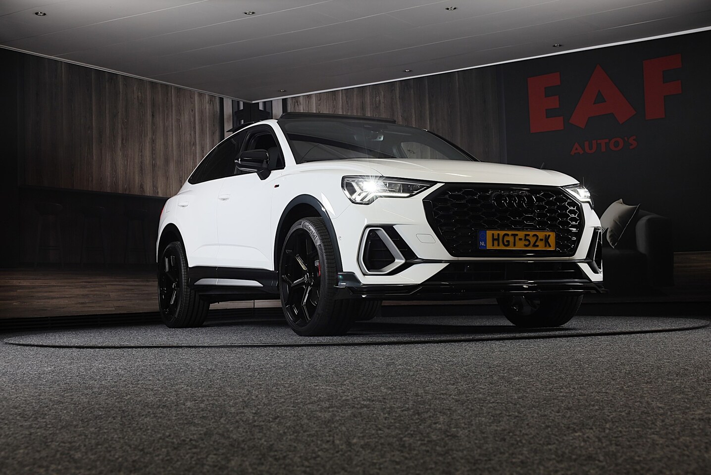 Audi Q3 Sportback - 45 TFSI e RSQ3 Look / Memory / Camera / Acc / Lane Assist / Dode Hoek / S Line Zetels / Pa - AutoWereld.nl