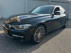BMW 3-serie - 320i EfficientDynamics Edition Upgrade Edition