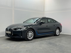 BMW i4 - eDrive40 84 kWh Trekhaak | Individual Lak | Panorama Dak |