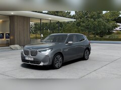 BMW X3 - 30e xDrive Automaat / Trekhaak / Panoramadak / Sportstoelen / Comfort Access / Achteruitri