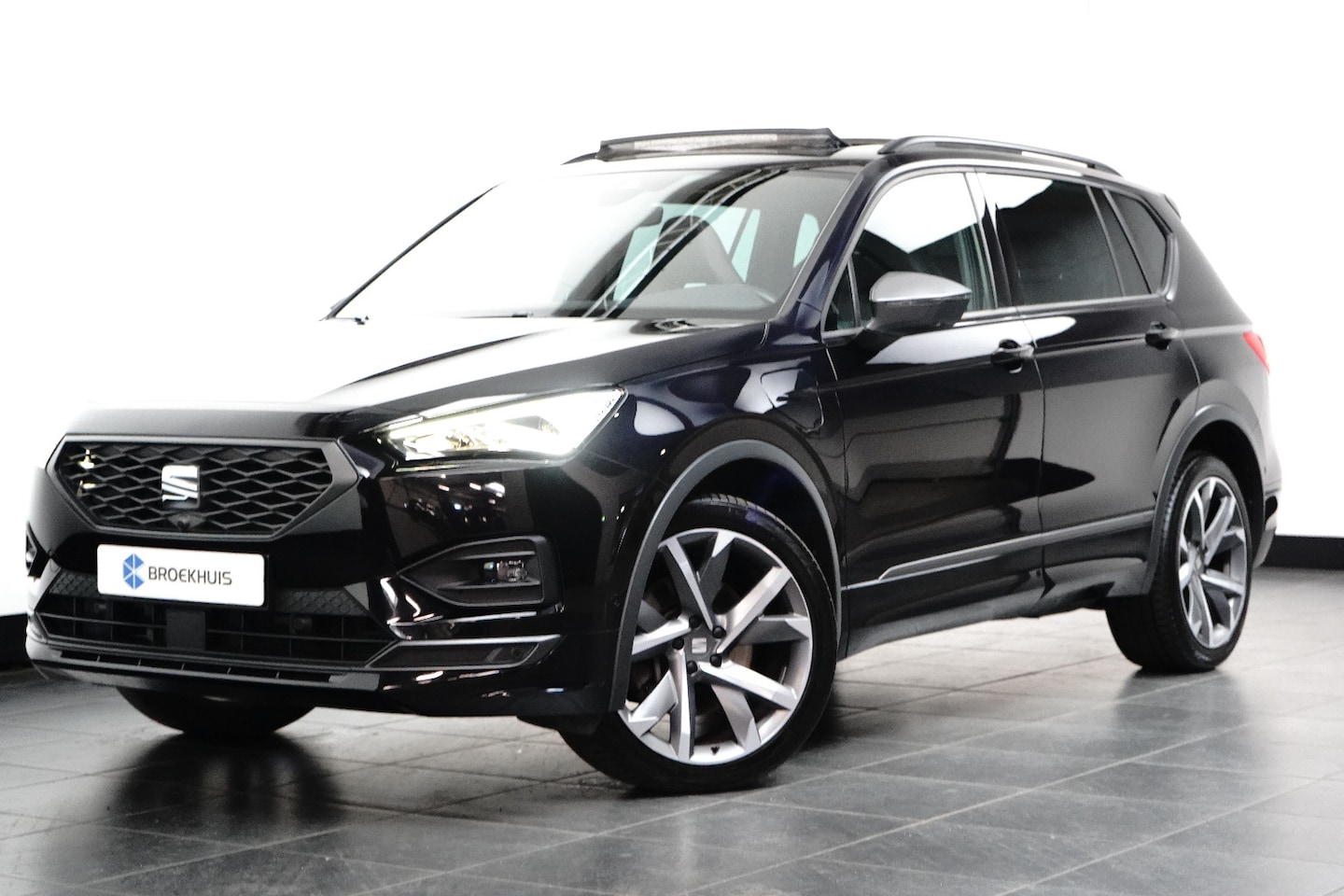 SEAT Tarraco - 1.4 e-Hybrid 245PK DSG-6 FR | TREKHAAK | PANORAMADAK | ELEKTR. A. KLEP | NAVIGATIE | INTER - AutoWereld.nl