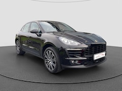 Porsche Macan - 2.0 | Volledig onderhoud | 20 inch | Elek. a. klep | Trekhaak Camera | Cruise | Stoelverwa