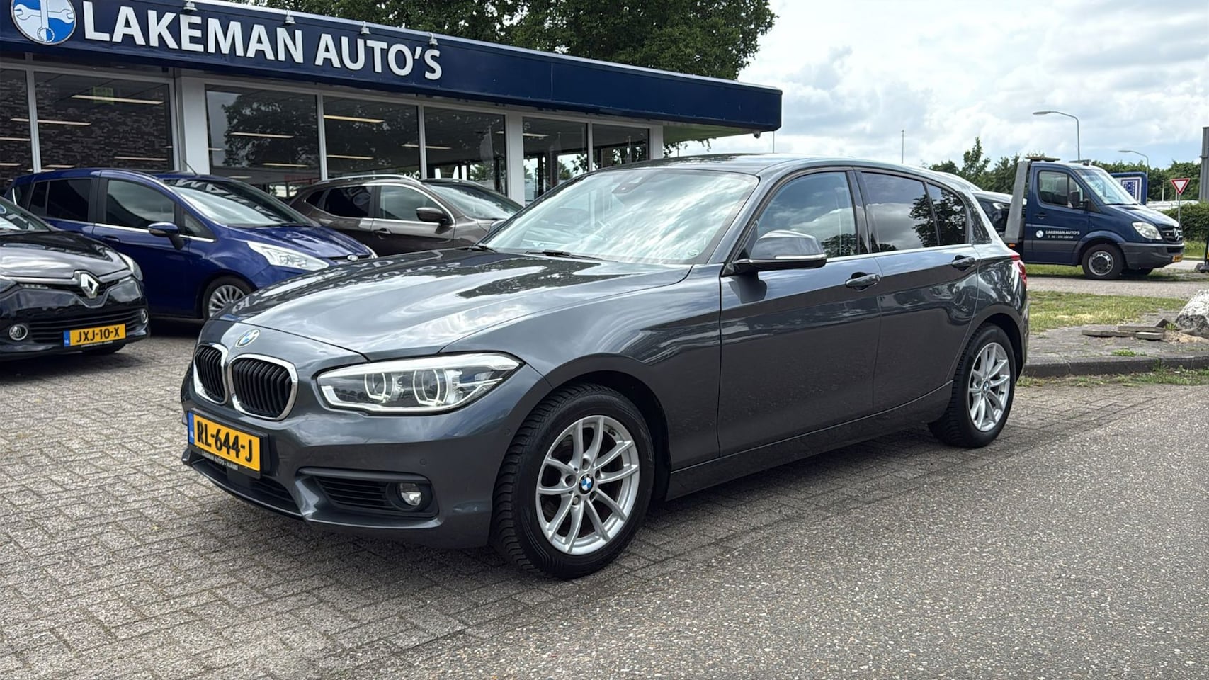 BMW 1-serie - 120i High Executive Leder Navi Xenon Automaat Greyline Huurkoop Inruil APK Garantie - AutoWereld.nl