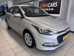 Hyundai i20 - 1.2 HP i-Motion| Nieuwe APK | Cruise | Airco |