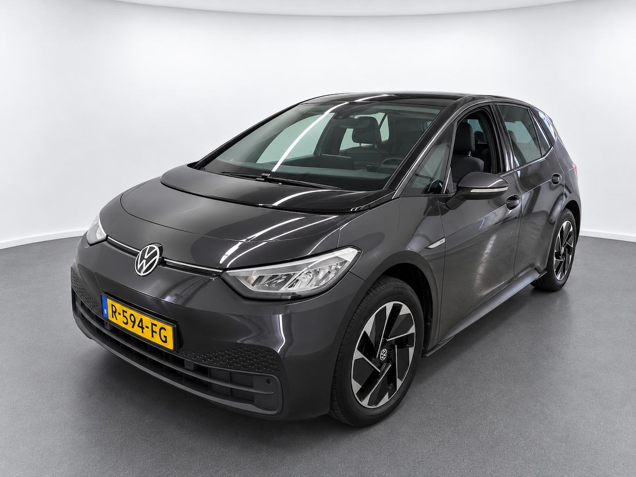 Volkswagen ID.3 - Pro 58 kWh SOH 91% Navigatie Apple CarPlay Android Auto Parkeerhulp Adaptive Cruise Contro - AutoWereld.nl